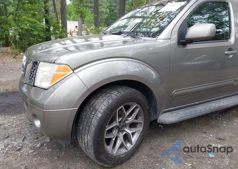 2005 Nissan Pathfinder Se из США, поврежденный, VIN 5N1AR18WX5C748572